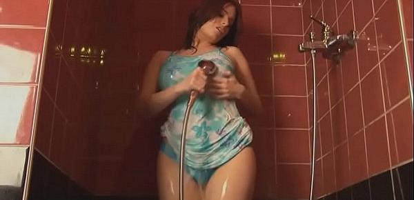  I take a hot shower while wearing a tight dress